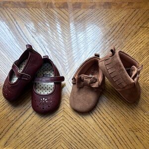 Carter's Burgundy and Tan Baby Shoes Set Size 0-3M